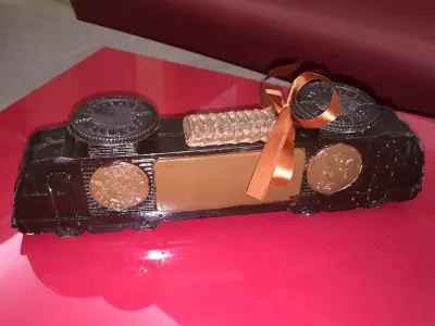 Locomotive en chocolat moulée en une pièce